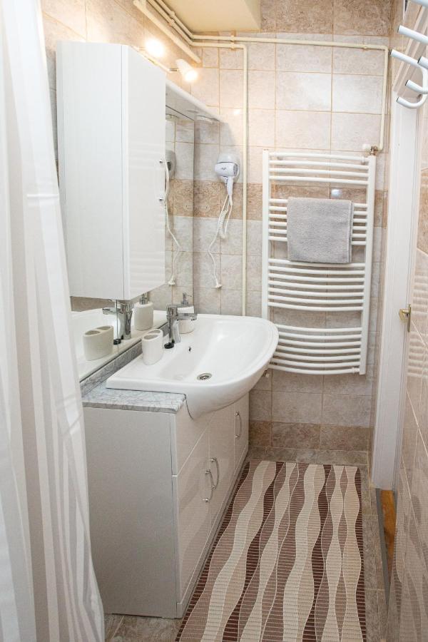For You Apartman غيولا المظهر الخارجي الصورة
