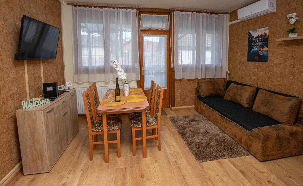 For You Apartman غيولا المظهر الخارجي الصورة