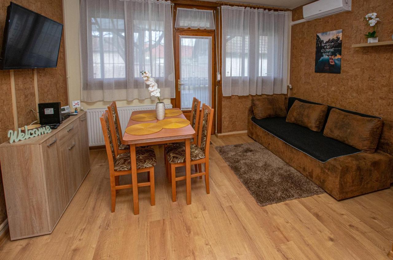 For You Apartman غيولا المظهر الخارجي الصورة